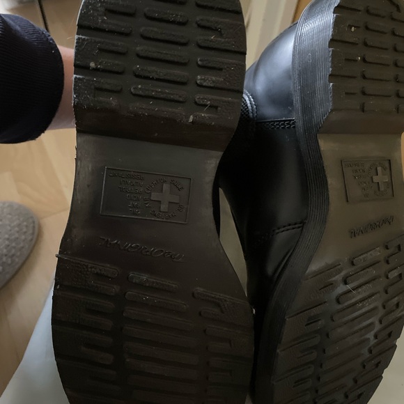 Brand new only wore twice!! Realized it’s not my style! - Picture 4 of 5